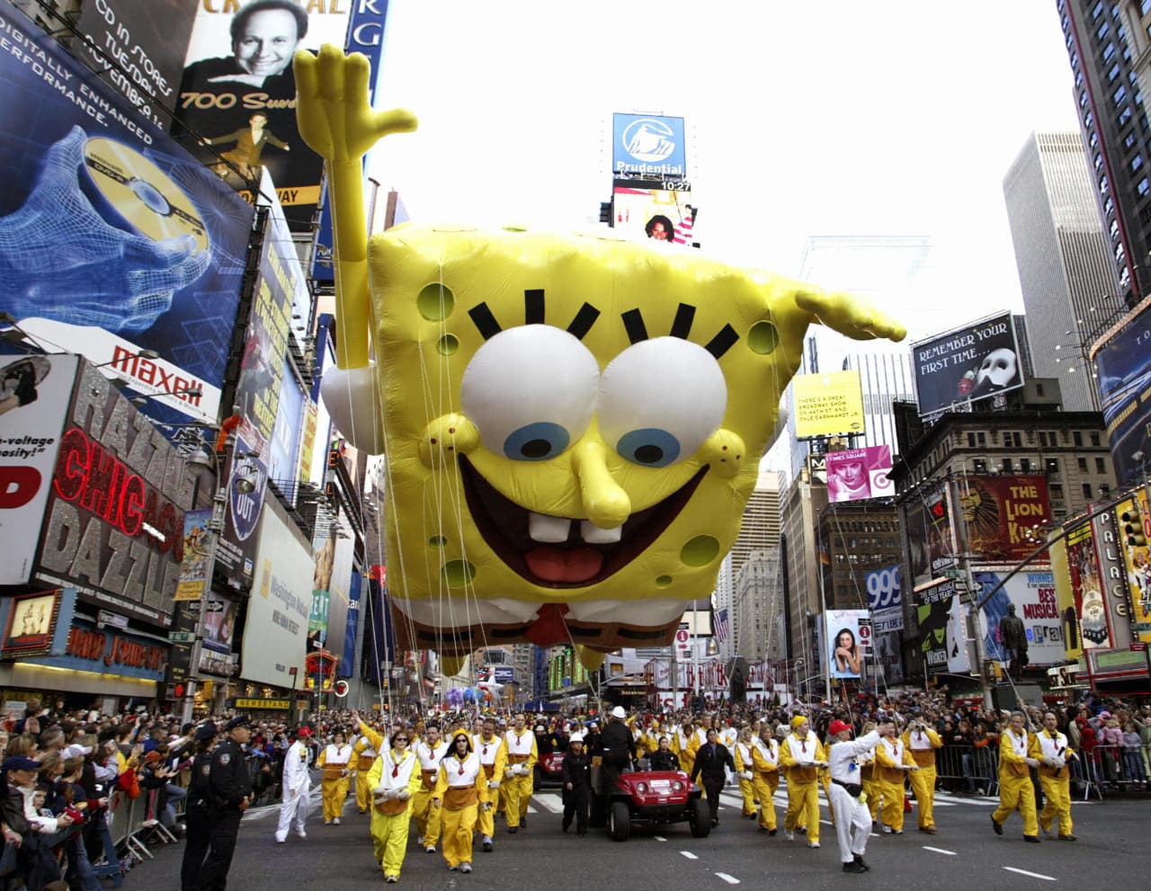 Estos son los personajes que estaban de moda durante el famoso desfile anual de la Gran Manzana a comienzos del milenio.