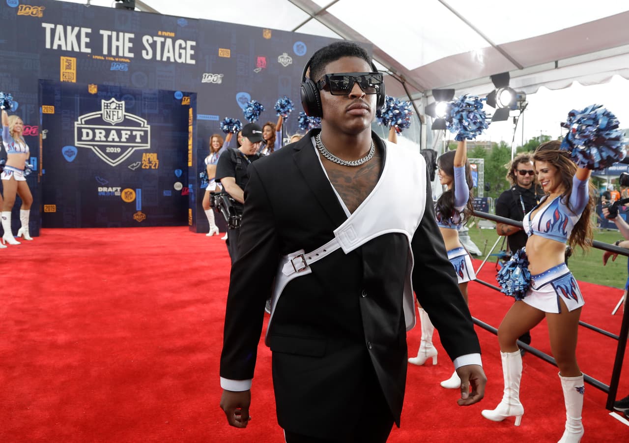 Con gran estilo y clase llegaron a la 'Ciudad de la Música' los futuros héroes de la NFL. Estas son las mejores imágenes de la alfombra roja del NFL Draft 2019.