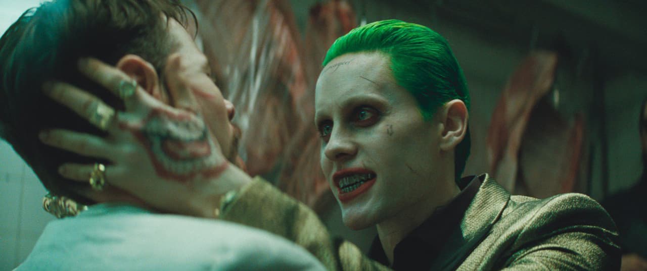 Después de ese momento de éxito, la siguiente producción en la que apareció fue en ‘Suicide Squad’ de 2016. El actor fue objeto de muchas críticas, pues para muchos su papel como The Joker no estuvo a la altura de las versiones de Heath Ledger y de Jack Nicholson.