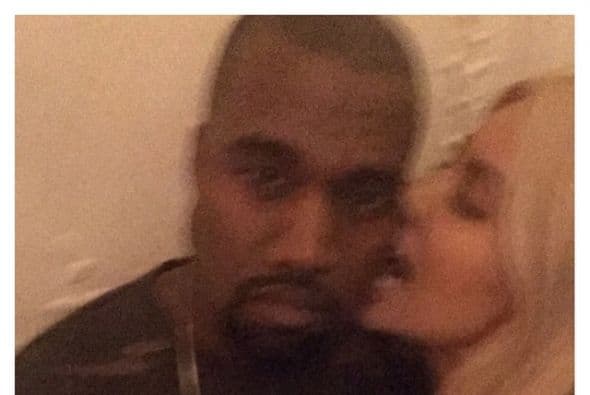 Las fotos más románticas de Kim y Kanye en la red.