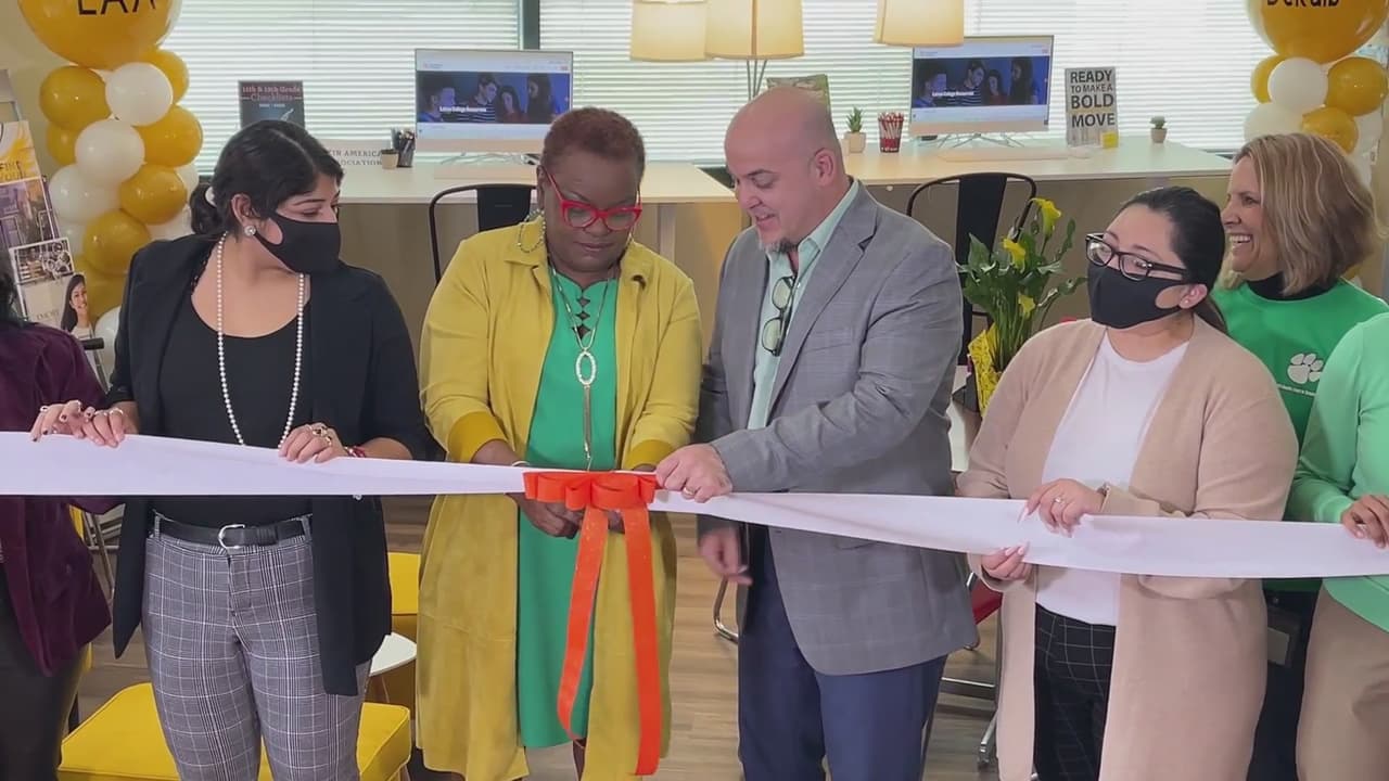 Nuevo programa de la Asociación Latinoamericana busca que más jóvenes hispanos vayan a la universidad