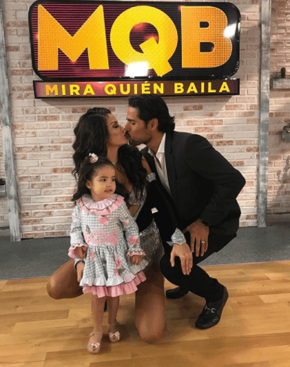 Siempre con el respaldo de su familia, que semana a semana estaba ahí para darle su amor.