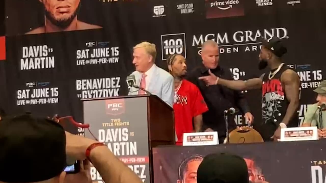 Gervonta Davis y Frank Martin llegan a los manotazos en conferencia de prensa 
