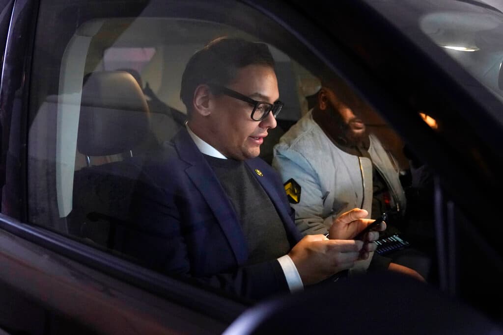 Investigación vincula a George Santos y el primo de un oligarca ruso sancionado por Estados Unidos