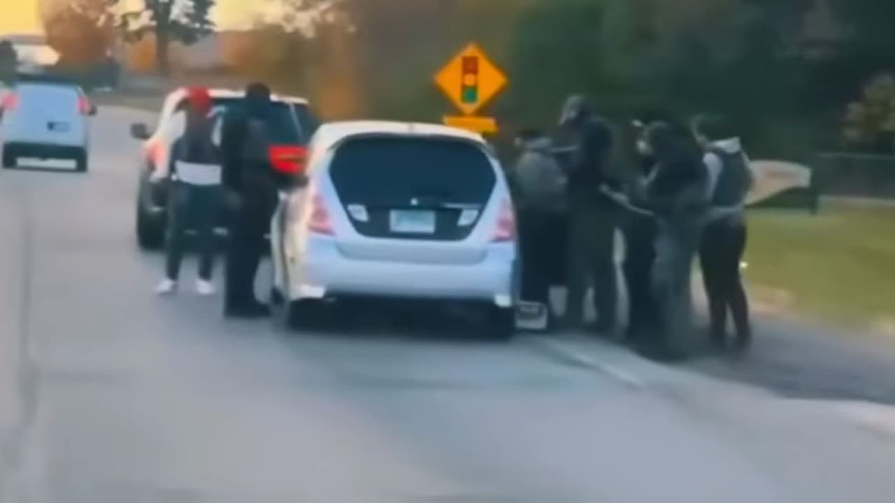 Mujer vio por última vez a su esposo en videos de Facebook donde agentes federales se lo llevaban