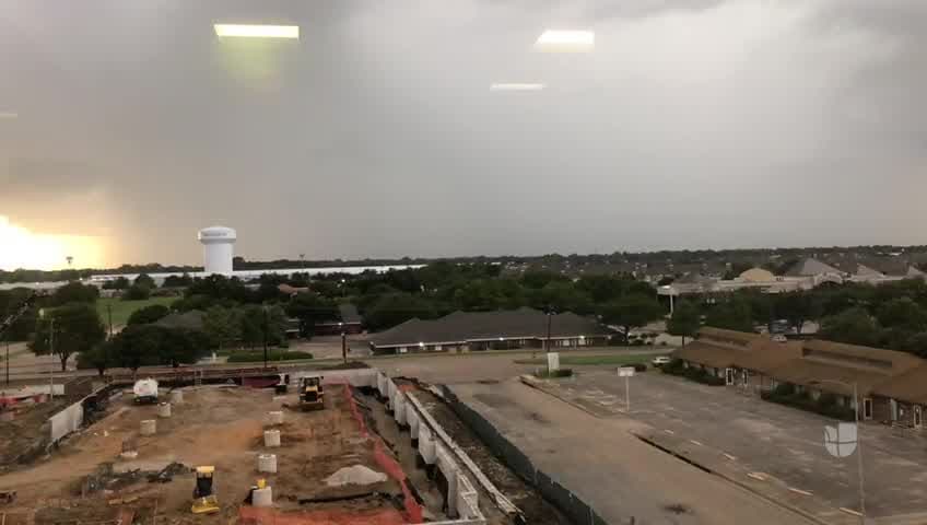 Aviso por tormenta severa para el sureste del condado de Dallas 