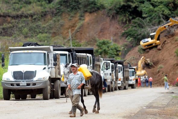 Gracias a información facilitada por familiares se ha podido identificar a ocho de las personas que estarían sepultadas, entre las que hay un niño de 12 años.