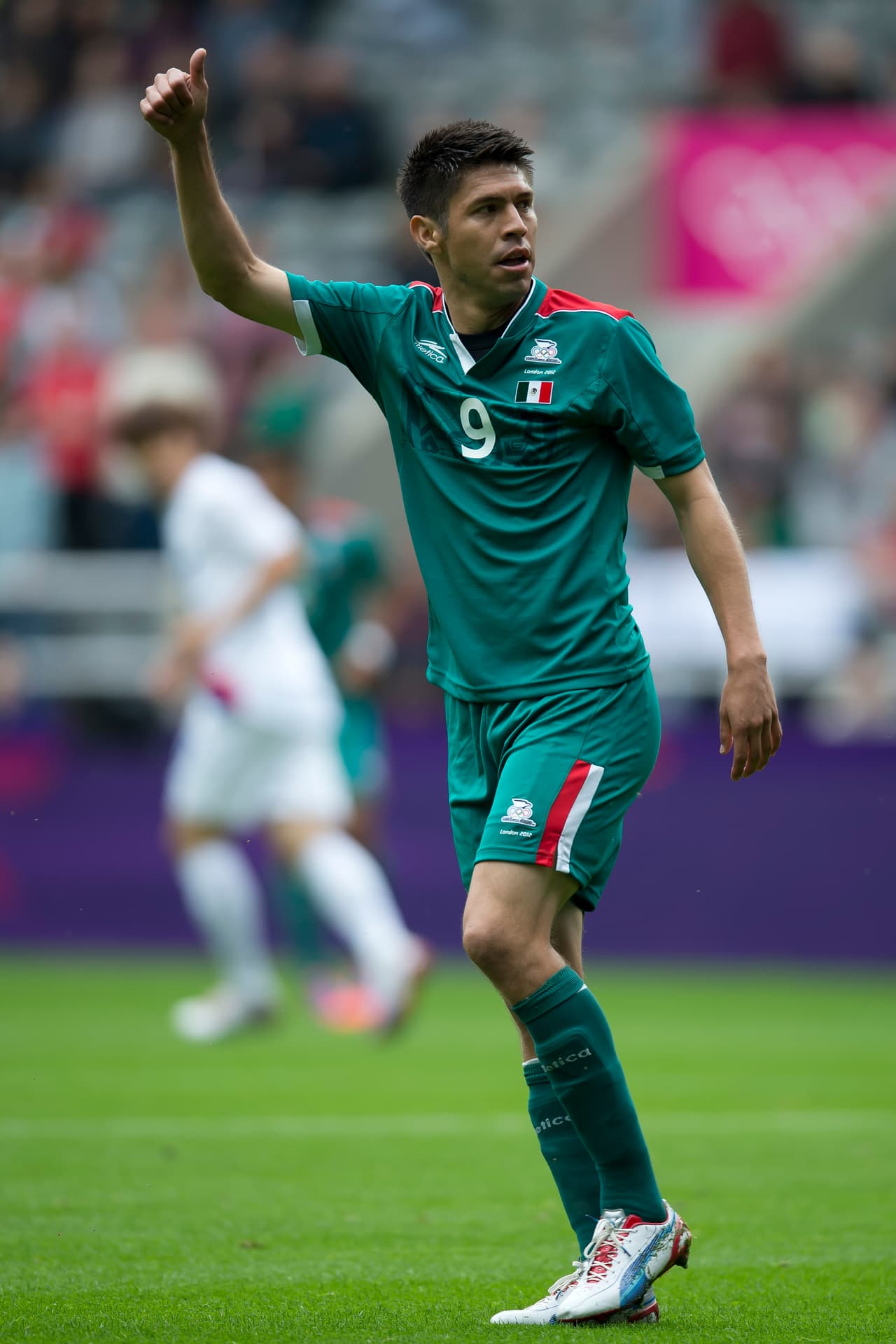 Con el Tri, sus mejores momentos los vivió en el circuito Olimpico siendo campeón Panamericano y figura del equipo en la consecusión de la medalla de oro en Londres 2012 con cuatro goles en seis juegos.