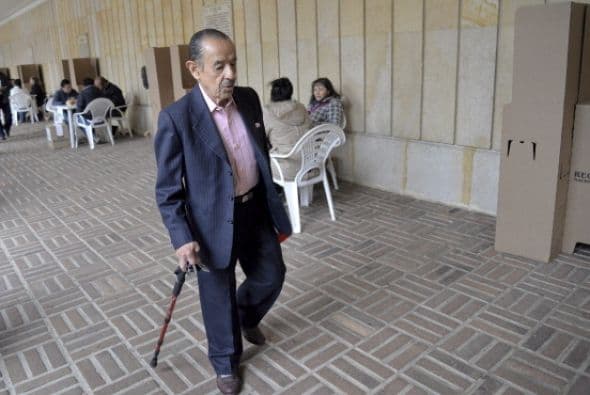 Tienen como candidatos al actual mandatario, Juan Manuel Santos, y al uribista "scar Iván Zuluaga.