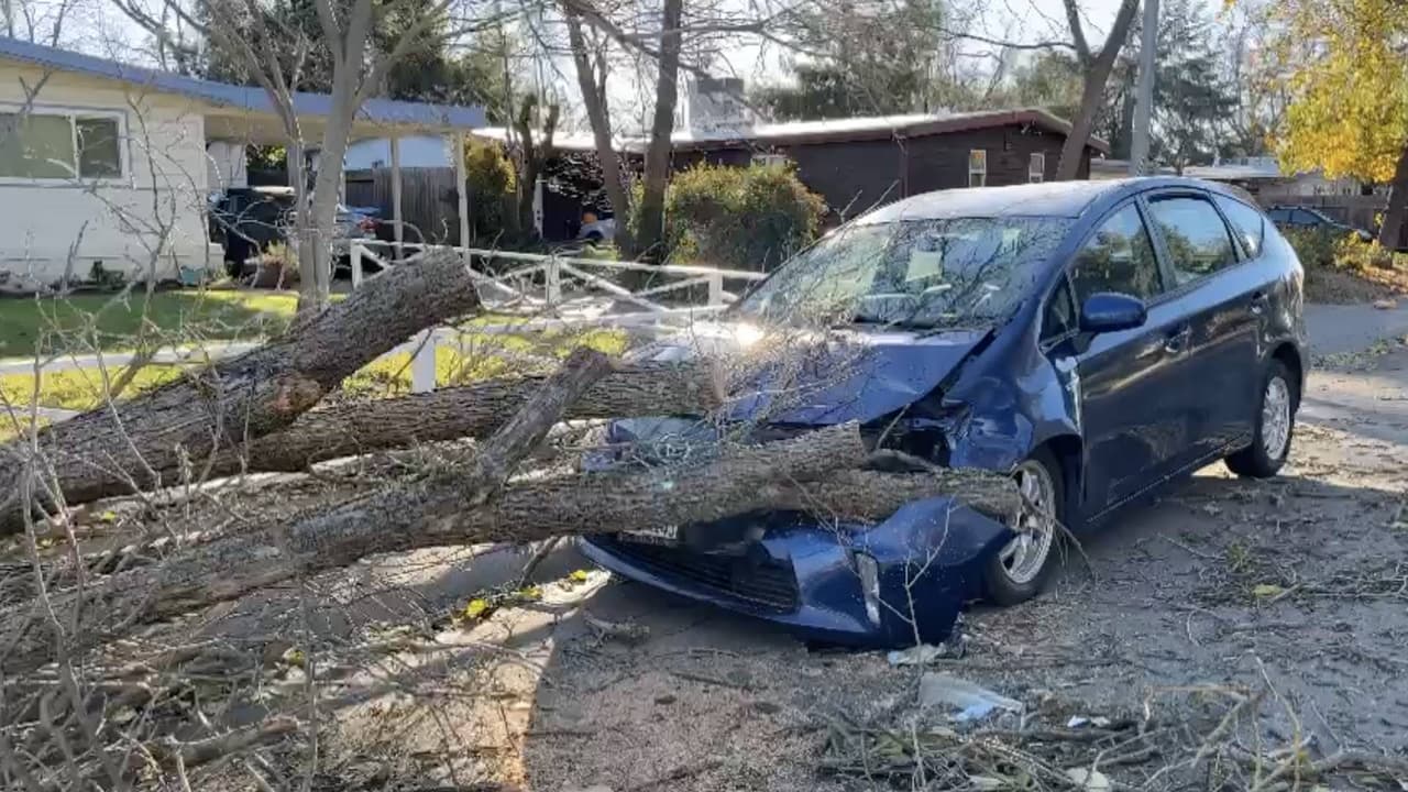 Nueva tormenta obliga a cerrar parques públicos en Sacramento