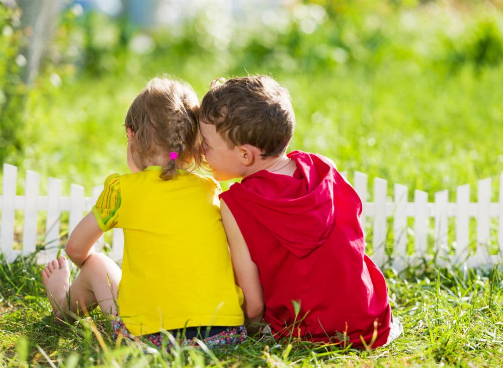 Los beneficios de dejar a los chicos en la casa este verano