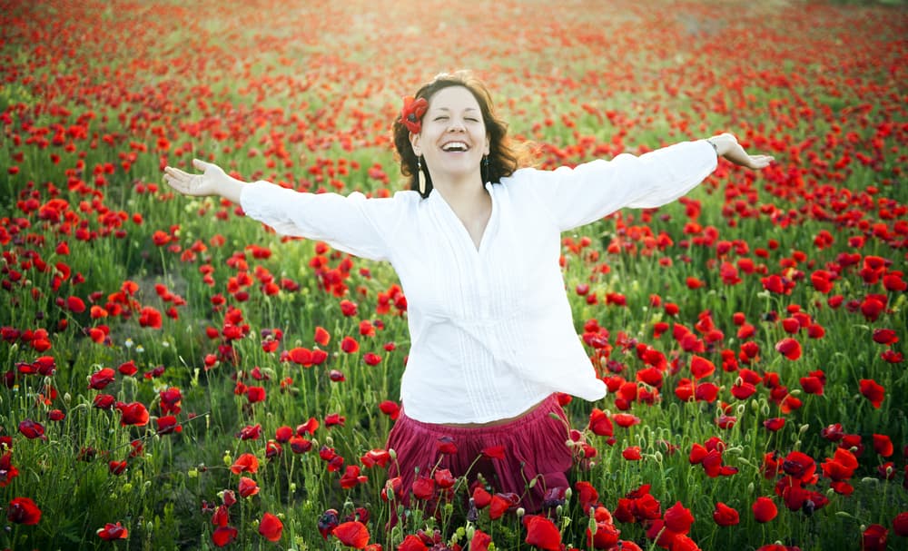 ¡Fiesta cósmica! El 7 de octubre Mercurio entra directo en Libra y luego lo hará en Escorpión el 24, el cambio de energía es notable, del equilibrio y la armonía a la pasión desenfrenada y la lengua suelta. De la diplomacia, al sarcasmo.
<br>
<br>Por Profesor Zellagro