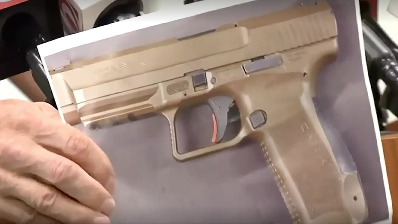 Pistola con la que se disparó mortalmente un niño de 3 años estaba en una mesa en la casa, según autoridades