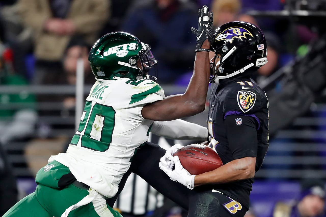 Ravens se imponen con autoridad 42-21 a New York Jets y aseguran su presencia en Playoffs.