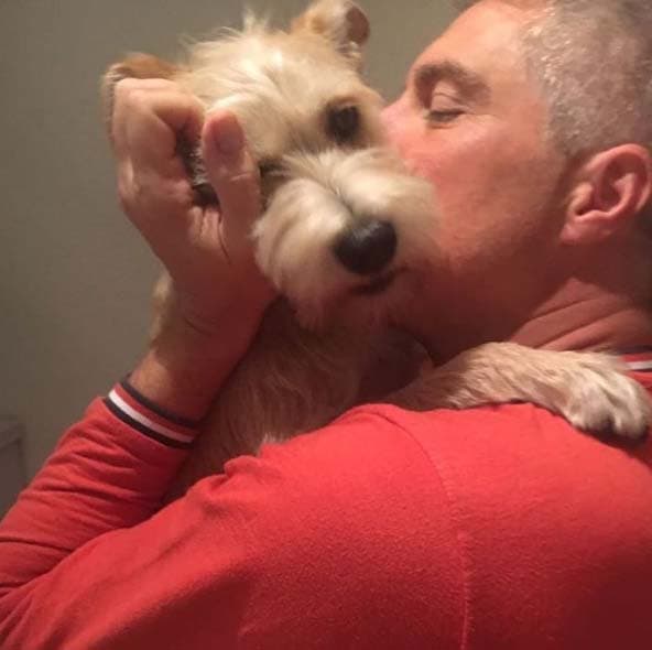 Rocky es el fiel compañero del guapísimo Lisardo, ¡son adorables!.