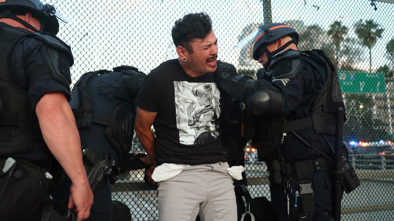 Casi 600 personas han sido detenidas durante ocho días de protestas en Los Ángeles