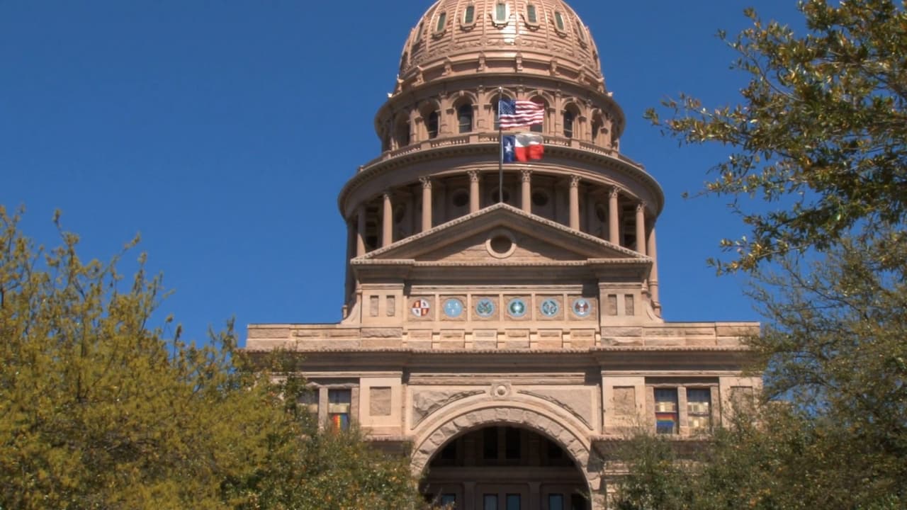El 
<b>cierre de Gobierno federal</b> se concretó la noche del martes 30 de septiembre, pero ¿esto 
<b>en qué afecta a los residentes del centro y sur de Texas?</b> 
<br>
<br>Te explicamos 
<b>cómo podría afectarte y qué dependencias podrían estar fuera de servicio.</b>