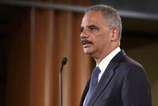 Eric Holder, el primer afroamericano en llegar a secretario de Justicia, dejará el cargo tras sies años en el puesto.