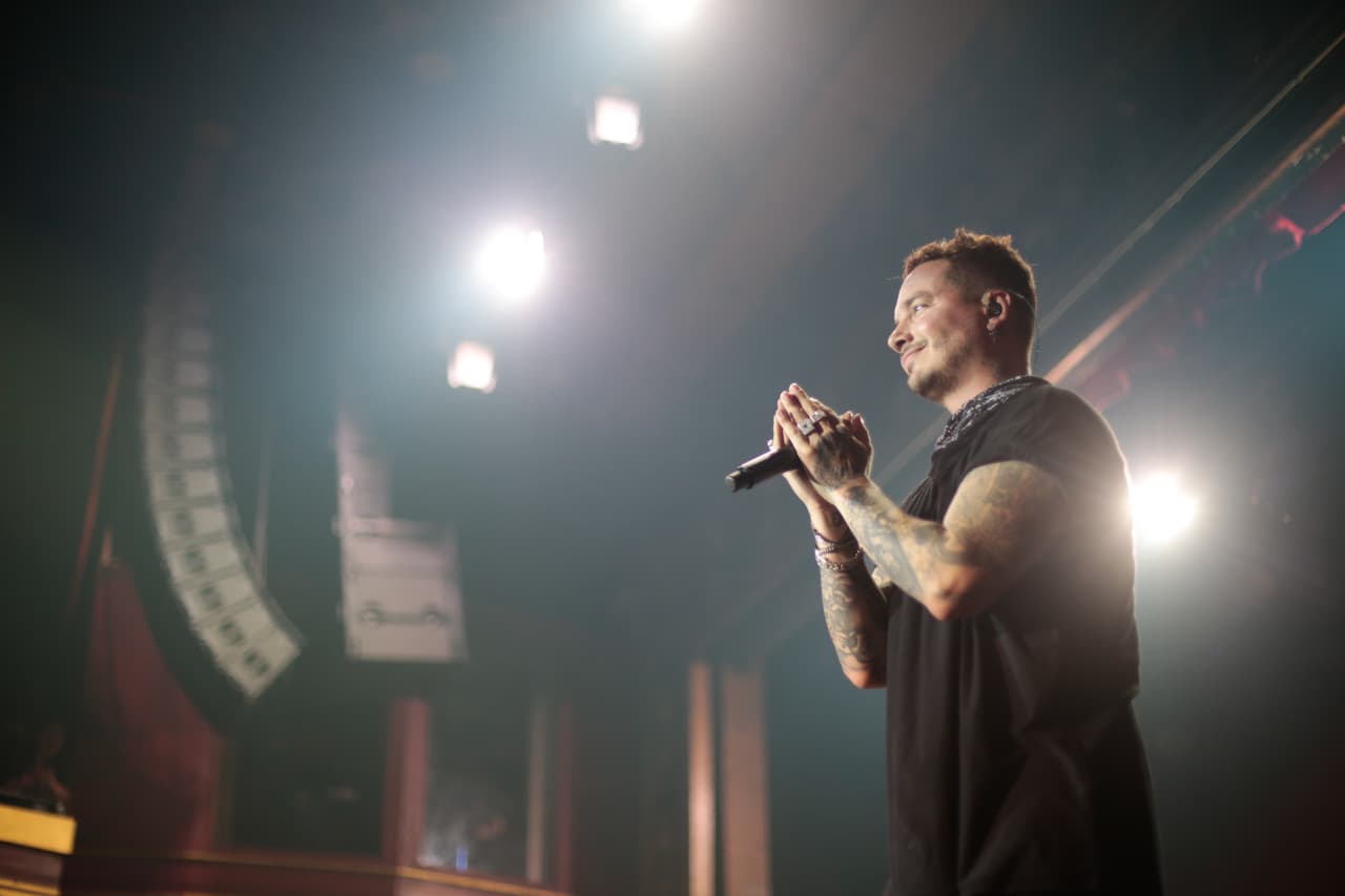 El nuevo video de Balvin rompió un récord en la música latina con más de 4 millones de vistas en YouTube el primer día.