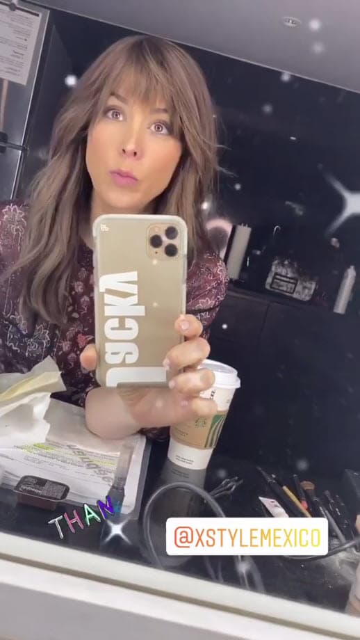 La actriz publicó varias historias en Instagram en las cuales detalló que su transformación "
<b>obvio, es para un personaje</b>". 
<br>