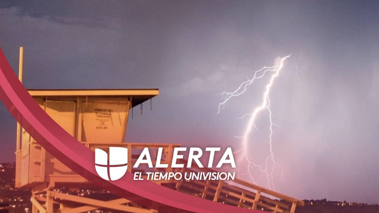 Tormenta monzónica aumenta riesgos por calor, rayos secos, incendios y apagones en varios condados del sur de California