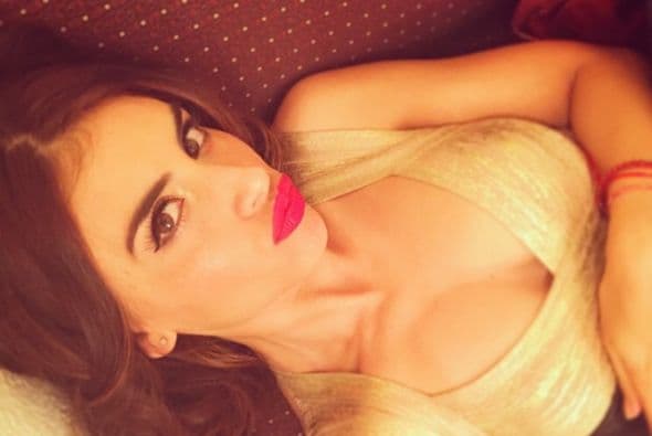 Trabajando o en casa con familia y amigos, los famosos de Univision se la pasaron de lo mejor despidiendo el 2014. ¡A celebrar, como debe ser!