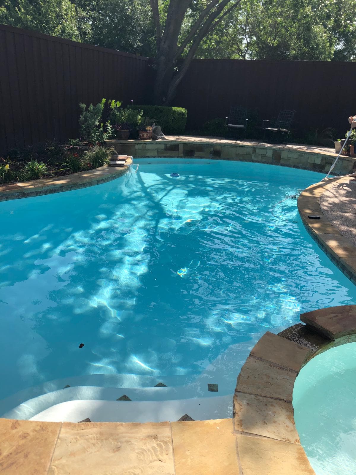 Las clases se ofrecen en una piscina muy amplia.