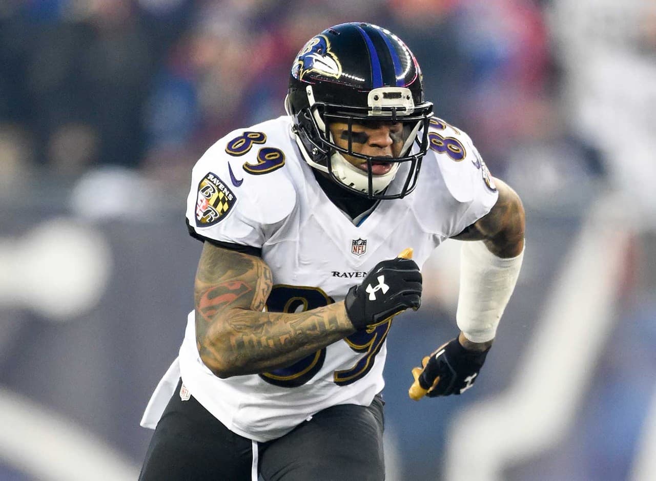 Steve Smith - 5' 9" - Receptor.