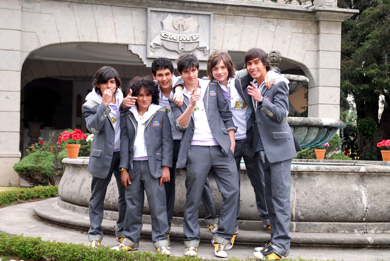 En 2009 coincidieron en la telenovela 'Atrévete a soñar'. Ahí Miguel Martínez fue Francisco y Jesús interpretó a Roger.