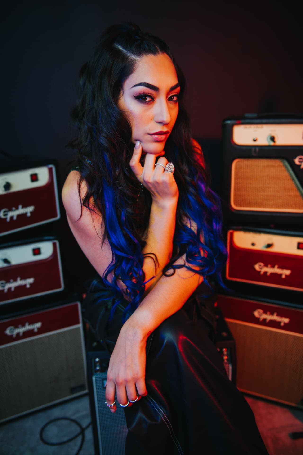 Victoria Cristina López, "Vikina", tiene 26 años, su madre es cubana, su padre ecuatoriano y ella nació en Miami.