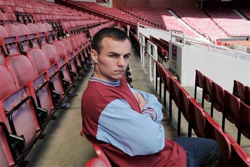 Kevin Mitchell anunció su retiro