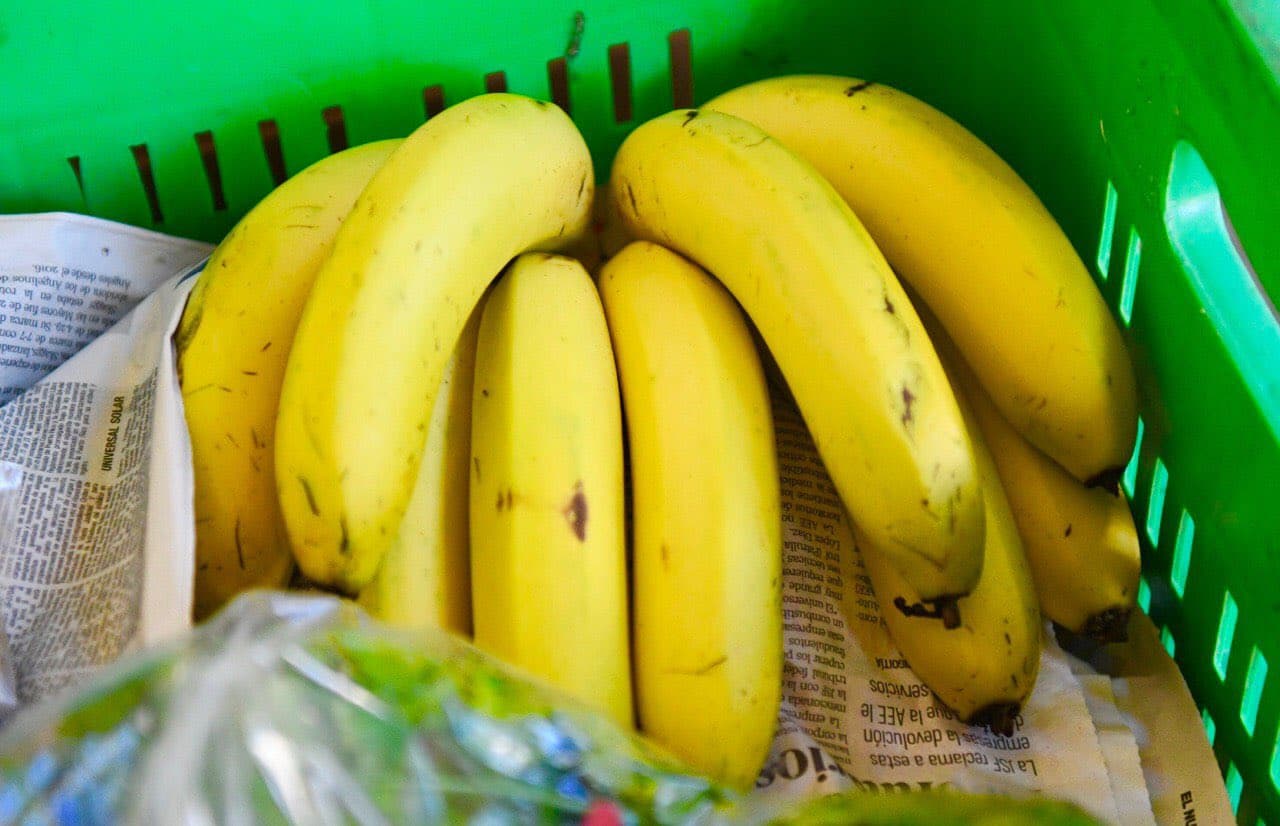 Agricultura decreta una veda total a la entradra de platános y guineos que proceden de Colombia