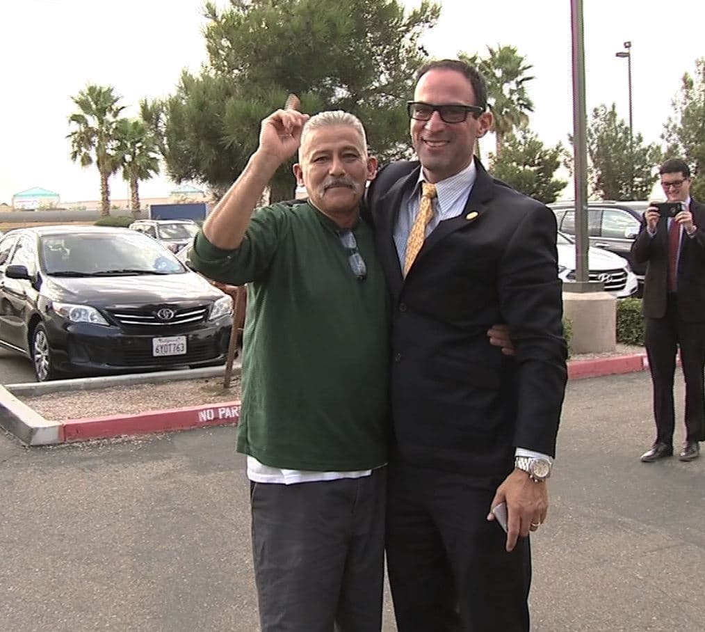 Rómulo Avélica with his lawyer Alan Diamante.