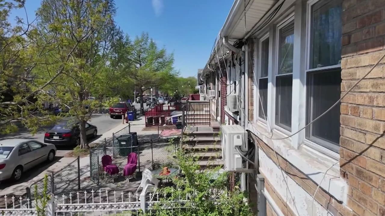 “No me va a alcanzar para pagar un apartamento”: La angustia de miles en Nueva York tras el fin de subsidios de vivienda