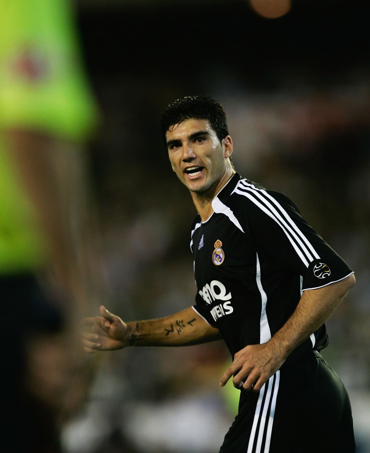 José Reyes fue usado como delantero en Real Madrid durante su presencia en 2006/07. En 1245 minutos en juego anotó seis goles, dos de ellos clave para el título del equipo blanco. A la temporada siguiente saldría del equipo.