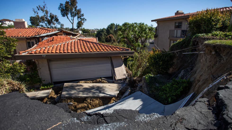 Declaran emergencia local en Rolling Hills Estates para tomar acciones mientras el terreno sigue en movimiento