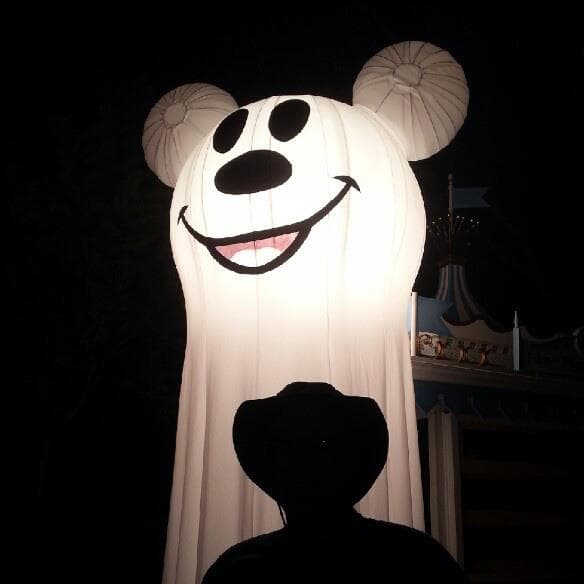 El fantasma de Mickey Mouse.