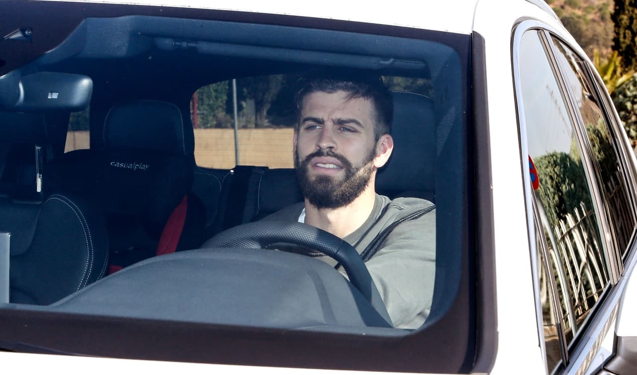 Gerard Piqué también estuvo al tanto de las labores de exterminio de ratas en el terreno aledaño a su hogar.