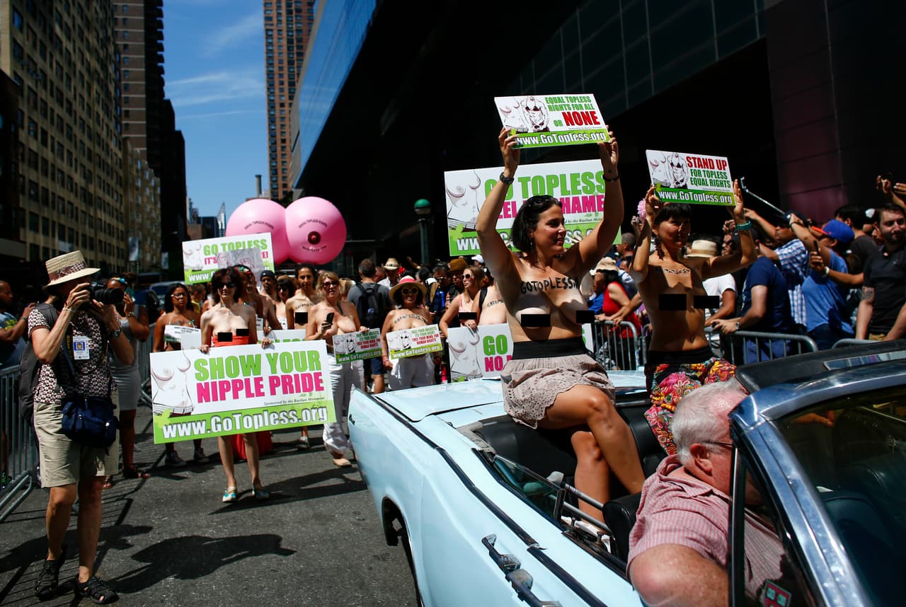 El desfile "Go Topless" se realizó por noveno año consecutivo en Manhattan.