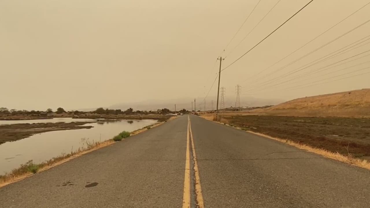 Expertos recomiendan no estar en espacios abiertos e, incluso, evitar abrir la ventana para prevenir complicaciones respiratorias debido al aire insalubre por las conflagraciones. Según Juan Ortellado, de Bay Area Air Quality Management District, las mujeres embarazadas, niños y adultos mayores deben tener más precaución.