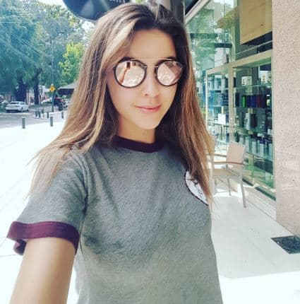 Cuando tiene tiempo libre le gusta ir a cine.