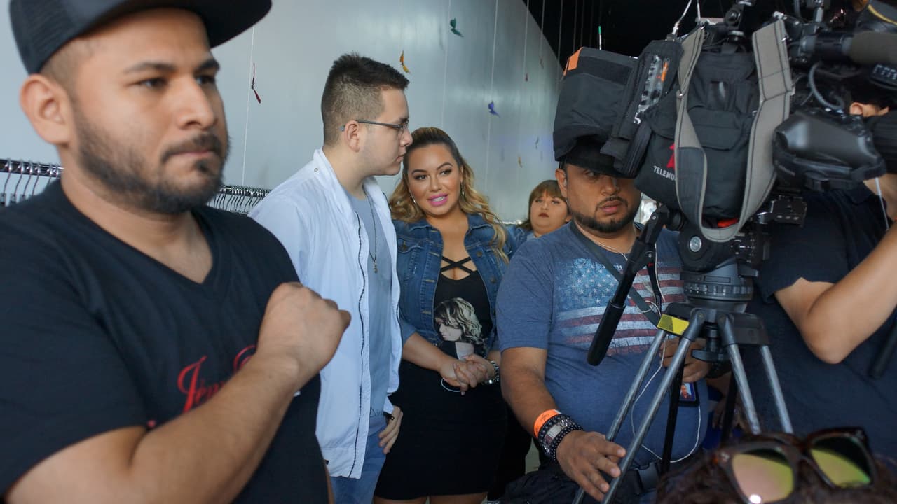 Muy platicadora y accesible estuvo Chiquis con todo mundo.