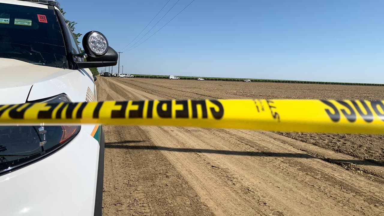 Un campesino perdió la vida y dos resultaron heridos en tiroteo en campo agrícola en el condado de Fresno 