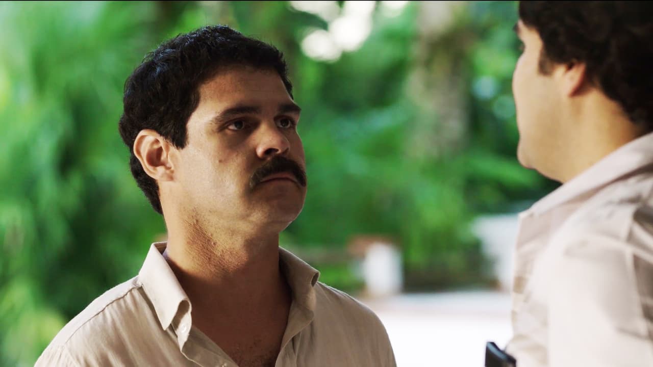 Así fue el estreno de la serie 'El Chapo': Joaquín Guzmán Loera conoce a Pablo Escobar