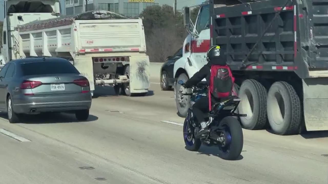 Las autoridades lanzaron una iniciativa que incluye señalamientos y más patrullas encargadas de multar a quienes violen la ley en Austin.