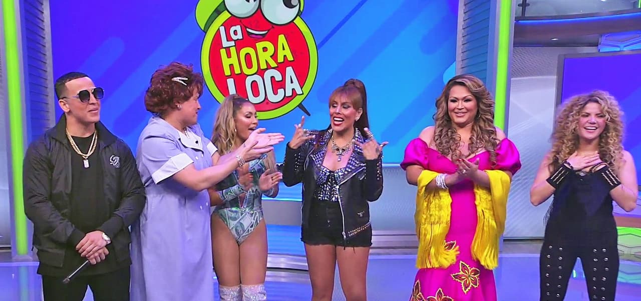 Meche pidió aplausos para los artistas que se encargan de divertir y exponer el talento de cantantes latinos de talla internacional.