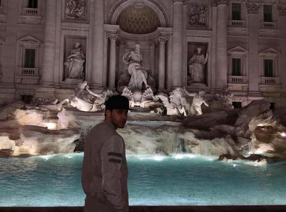 Además, tuvo la oportunidad de viajar por varios rinconcitos lindos del mundo, como la Fuente de Trevi en Roma.