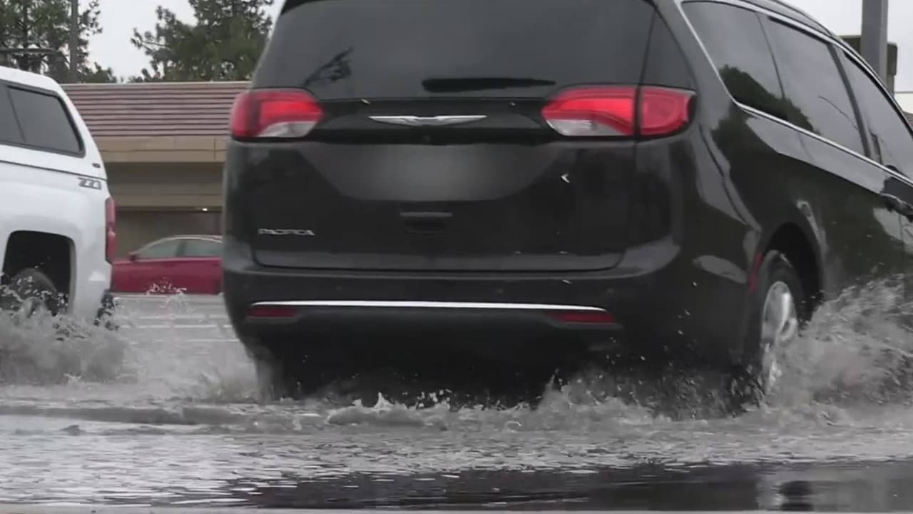 Lluvias y nieve alcanzan al Valle Central de California: ¿cómo tomar precauciones?