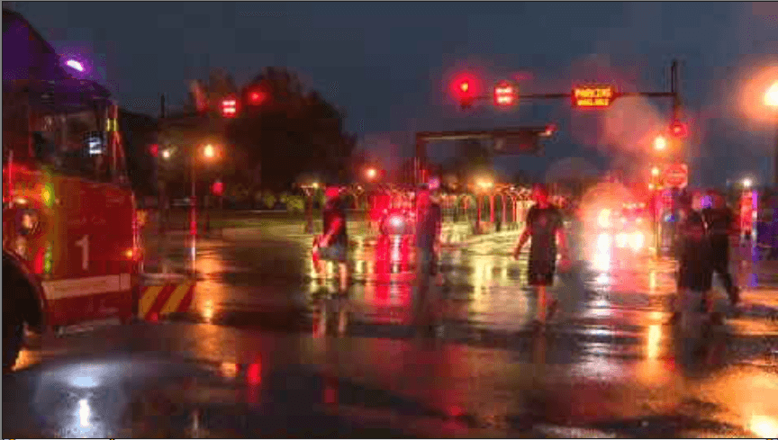 Rescatan a seis personas y una más está desaparecida tras la volcadura de un bote en el lago Michigan