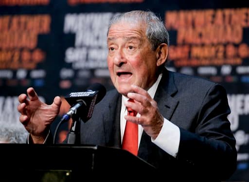 Los duros “ganchos" de Bob Arum contra Donald Trump: "Es deshonesto y peligroso"